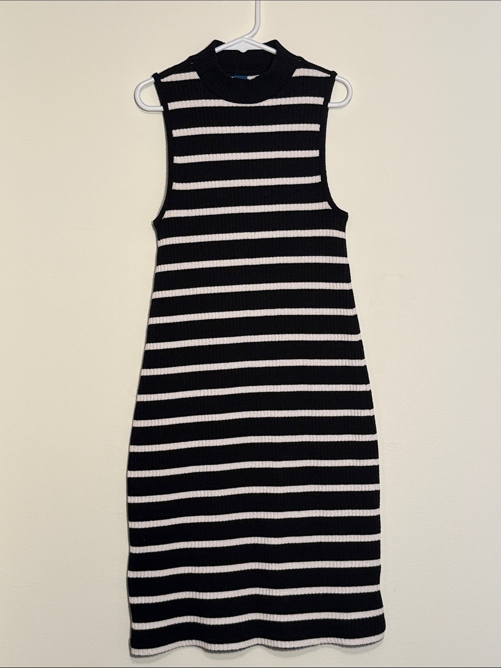 Old Navy Black and White Striped Sleeveless Knit Midi Dress